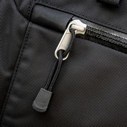 ykk250x250